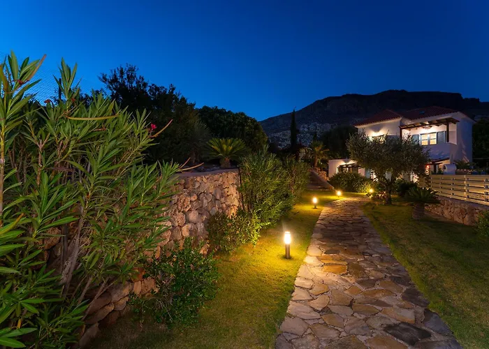 Oceanis * לינדוס